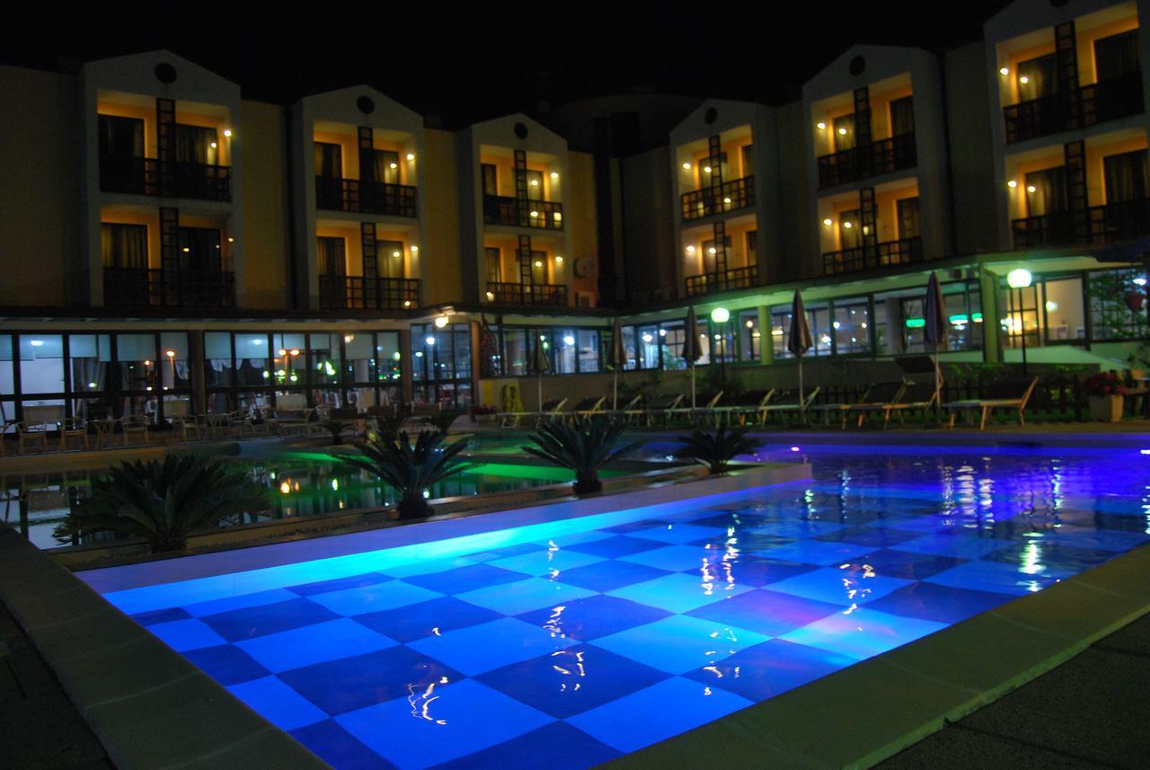 River Park Hotel Ameglia Exterior foto